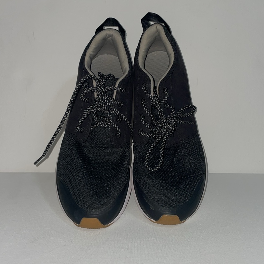 Roxy running shoes